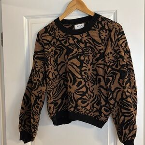 RVCA bubble sleeve sweater